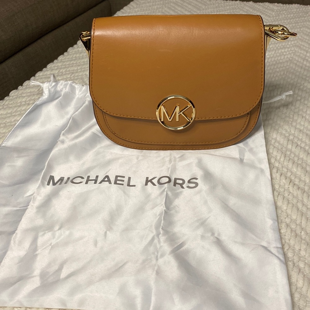 Michael Kors Bedford Double Gusset XBody Leather Purse
